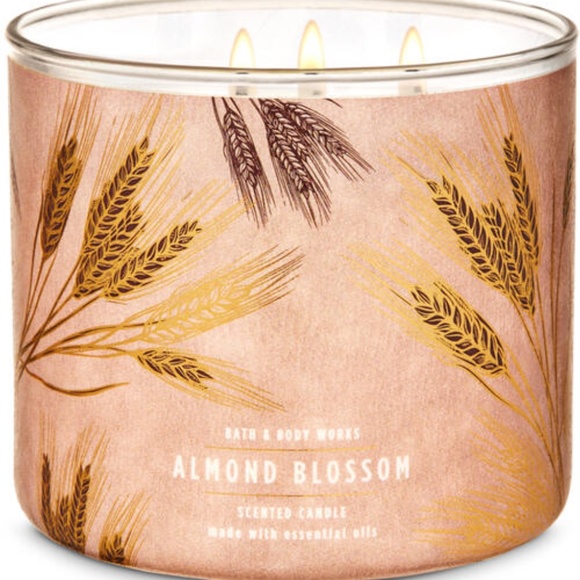 ALMOND BLOSSOM 3 Wick Candle - Picture 5 of 5
